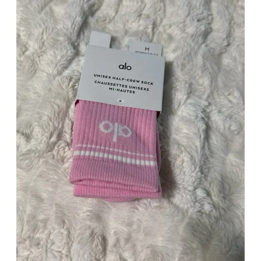 Alo Yoga Half Crew Throwback Socks